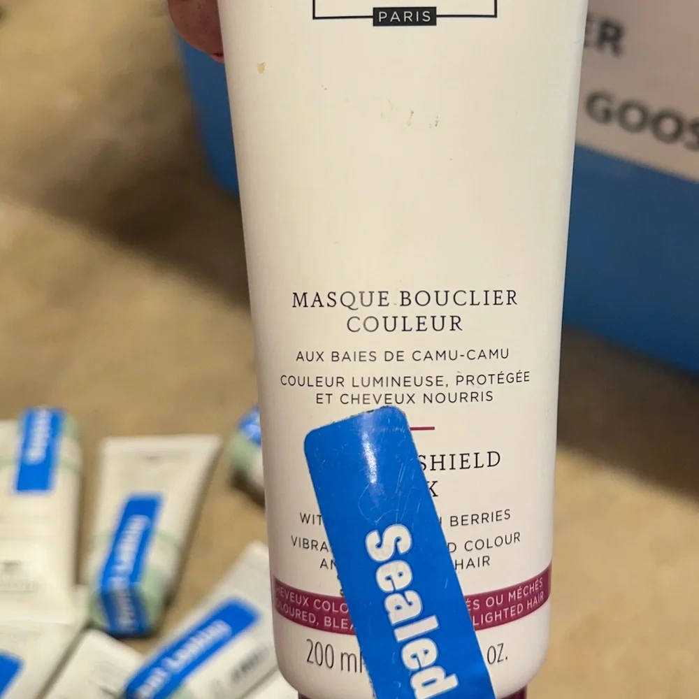 Christophe Robin COLOR SHIELD REGIMEN (WORTH $77) Shampoo & Conditioner Set - Picture 5 of 5